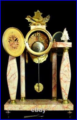 19éme Allégorie de l'Amour Bronze doré, Marbre Rose, Grosse pendule fonctionne 19éme Allégorie de l'Amour Bronze doré, Marbre Rose, Grosse pendule fonctionne