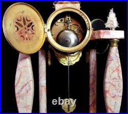 19éme Allégorie de l'Amour Bronze doré, Marbre Rose, Grosse pendule fonctionne 19éme Allégorie de l'Amour Bronze doré, Marbre Rose, Grosse pendule fonctionne