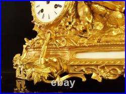 19ème, avec Mouvement à Fil, Chérubin Chasseur 19 cms, Pendule fonctionne, sonne