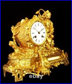 19ème, avec Mouvement à Fil, Chérubin Chasseur 19 cms, Pendule fonctionne, sonne