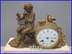 -ANCIENNE PENDULE A POSER MARBRE BLANC SUJET BRONZE XIXe jus de grenier D