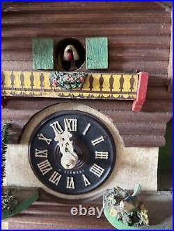 Ancien Horloge Coucou Suisse Allemand Danseurs Bois Vintage années 1970s
