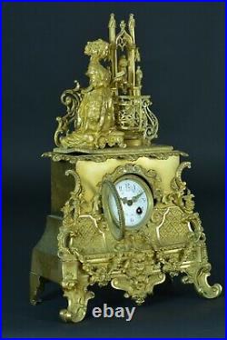 Ancienne Pendule Bronze doré Religieuse Oratoire Vierge Cathédrale 19 ème Clock