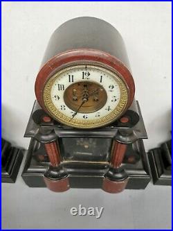 Ancienne Pendule / Horloge de Notaire en marbre noir. Balancier mercure