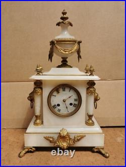 Ancienne Pendule Horloge mécanique JAPY et ses 2 bougeoirs chandeliers