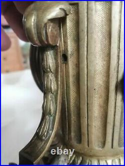 Ancienne Pendule en bronze 19 ème style louis XVI