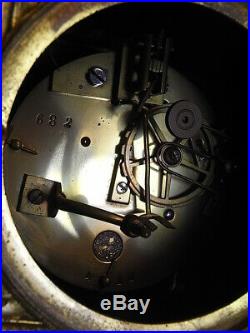 Ancienne Rare Pendule A Colonnes Horloge Angelot Cherubin Emaille Bleu Pendulum