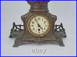 Ancienne grande horloge en régule, époque fin XIX ème s