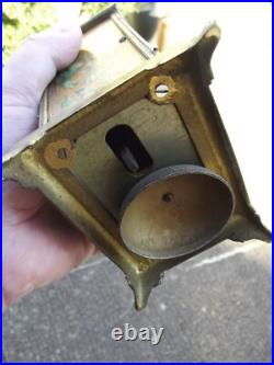 Ancienne pendule réveil d officier en bronze décors lithographier de chiméres