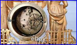 Antique Pendule métal Bernard Lyon médaille bronze Marti & Cie horloge carillon