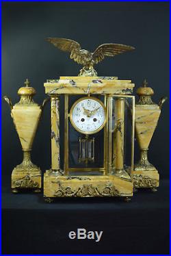 Belle pendule empire Bronze signé marbre colonne Portique antique aigle clock