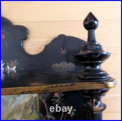 Etagere ancienne en bois noir à décor de paysage en reserve Etagere ancienne en bois noir à décor de paysage en reserve