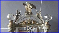 Exceptionnel pendule en cristal de baccarat et bronze Napoleon III