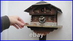 GRAND et Ancien Coucou Suisse en BOIS Vintage année 1970 Horloge