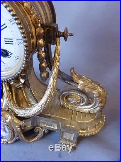 Garniture De Cheminée, Horloge Et 2 Chandeliers, Style Louis XVI, Bronze Doré