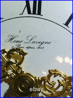 Garniture de Cheminée Pendule signée Hour Lavigne et Paire de Candélabres