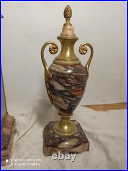 Garniture pendule cage et cassolettes marbre, bronze dore fonctionne sonne