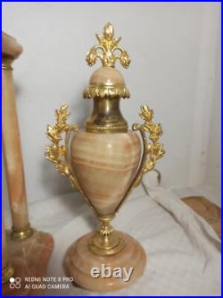 Garniture pendule cage et cassolettes onyx, bronze dore fonctionne sonne