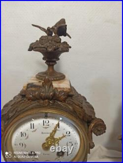 Garniture pendule et putti en pendant(Moreau) marbre et regule fonctionne sonne