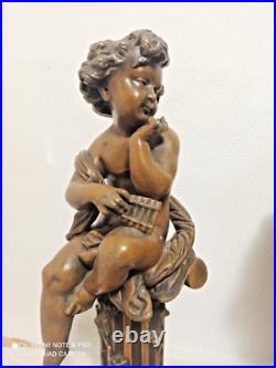 Garniture pendule et putti en pendant(Moreau) marbre et regule fonctionne sonne