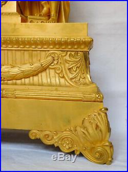 Grande Pendule Ovide & l'Art d'Aimer, Bronze Doré au Mercure époque Restauration