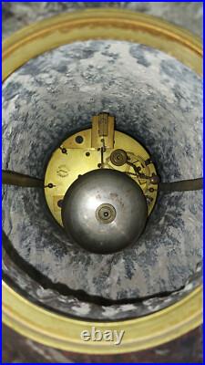 Grande pendule en marbre garniture de cheminée
