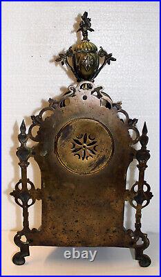 Grande pendule gothique en bronze Napoléon III fonctionnelle