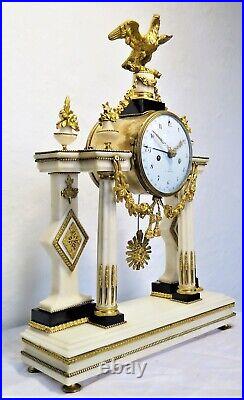 Grande pendule portique LOUIS XVI mvt à quantieme signé ARNOUX antique clock