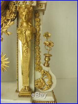 Grande pendule portique d'époque Louis XVI 62 cm Marbre et bronze doré
