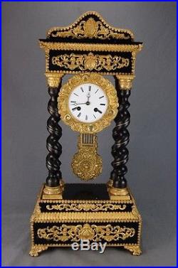 Horloge Pendule Portique A Colonnes Bois Noirci Bronze Doré Napoleon III