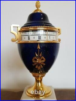 HOUR LAVIGNE Pendule modèle FABERGE en forme de Vase