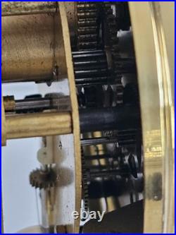 Horloge A Poser Schmid Mecanique Pendules rotatif 8 Jour En Laiton Sous Cloche Horloge A Poser Schmid Mecanique Pendules rotatif 8 Jour En Laiton Sous Cloche