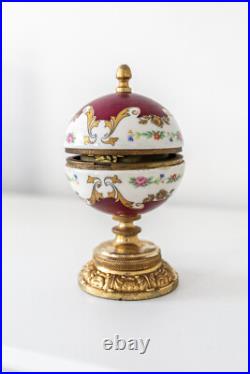 Horloge ACF Vintage de table oeuf porcelaine Horloge ACF Vintage de table oeuf porcelaine