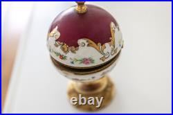 Horloge ACF Vintage de table oeuf porcelaine Horloge ACF Vintage de table oeuf porcelaine