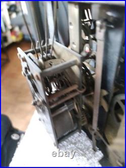 Horloge Comtoise 1 Mouvement D'oeil De Boeuf 3 Corps De Rouage Spécial