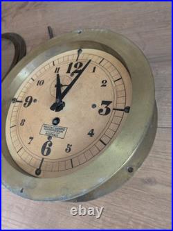 Horloge De Navire Ancienne A Restaurer