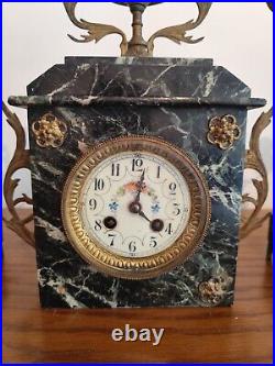 Horloge De Table Style Napoléon En Marbre Noir Avec Ses 2 Chandeliers