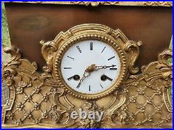 Horloge En Bronze Doré époque Restauration, époque XIX ème s