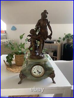 Horloge En Marbre Ornée D'un Bronze (XIXe) Signé R. Lagneau, Surprisei