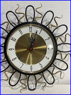 Horloge Flash Transistor Vintage avec Décor en Fer Forgé Noir et Doré Années 60