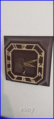 Horloge Jaz Bakélite Rouge Année 30-40
