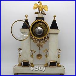 Horloge Pendule Portique d'époque Louis XVI en Bronze dorè et marbre -du 18ème