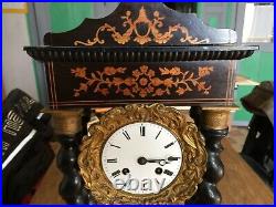 Horloge Pendule Portique d'époque Napoleon III -en marqueterie du 19ème siècle