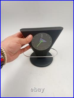 Horloge Triangle à Balancier Vintage Design Postmoderne Années 80's dlg Memphis Horloge Triangle à Balancier Vintage Design Postmoderne Années 80's dlg Memphis