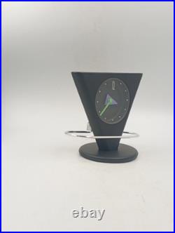 Horloge Triangle à Balancier Vintage Design Postmoderne Années 80's dlg Memphis Horloge Triangle à Balancier Vintage Design Postmoderne Années 80's dlg Memphis