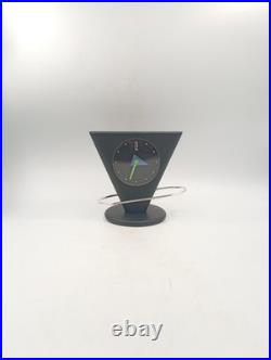 Horloge Triangle à Balancier Vintage Design Postmoderne Années 80's dlg Memphis Horloge Triangle à Balancier Vintage Design Postmoderne Années 80's dlg Memphis