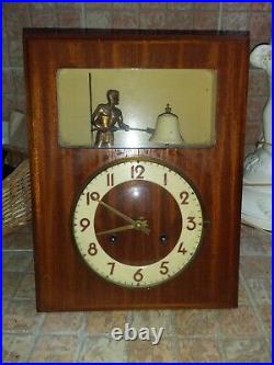 Horloge carillon des années 50 fonctionne sonne heures et demi heure