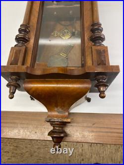 Horloge murale ancienne en bois avec ange dans son jus à restaurer très ancien