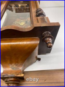 Horloge murale ancienne en bois avec ange dans son jus à restaurer très ancien