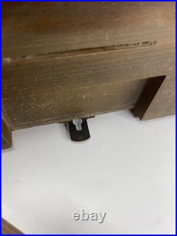 Horloge murale ancienne en bois avec ange dans son jus à restaurer très ancien